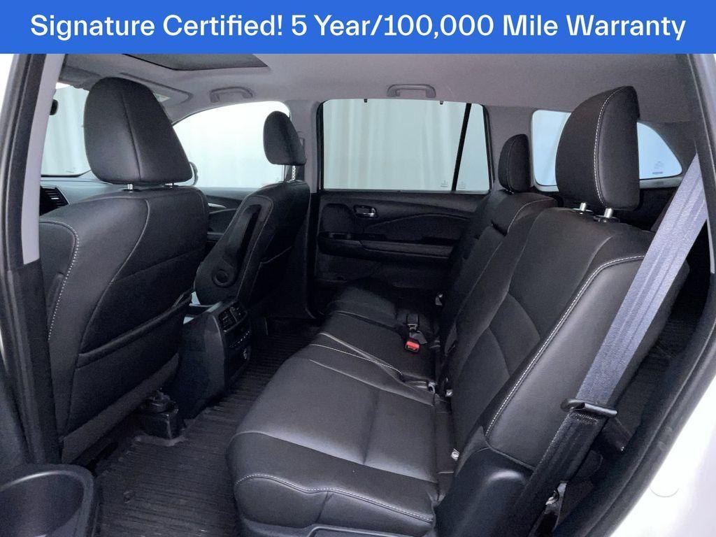 used 2022 Honda Pilot car, priced at $34,995