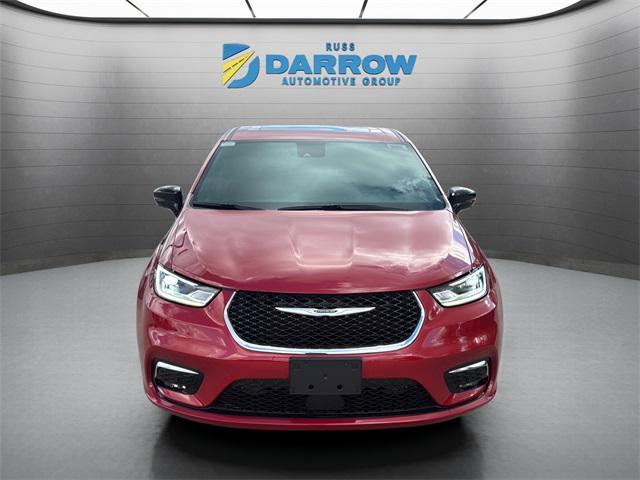 new 2026 Chrysler Pacifica car, priced at $43,317