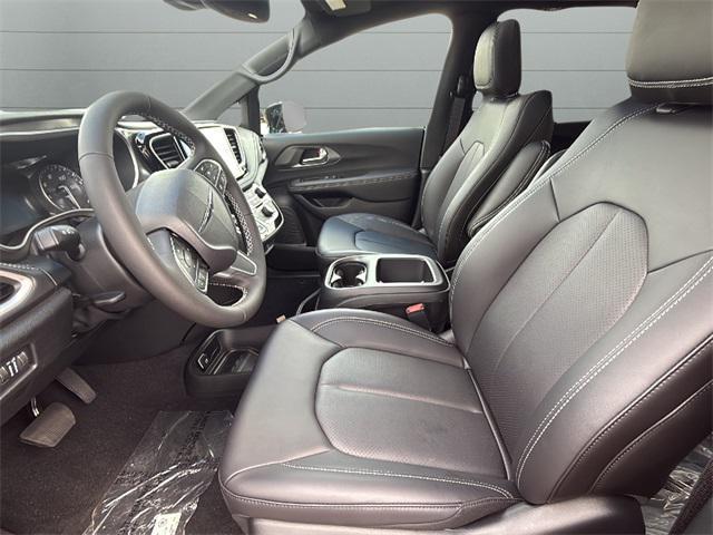 new 2026 Chrysler Pacifica car, priced at $43,317