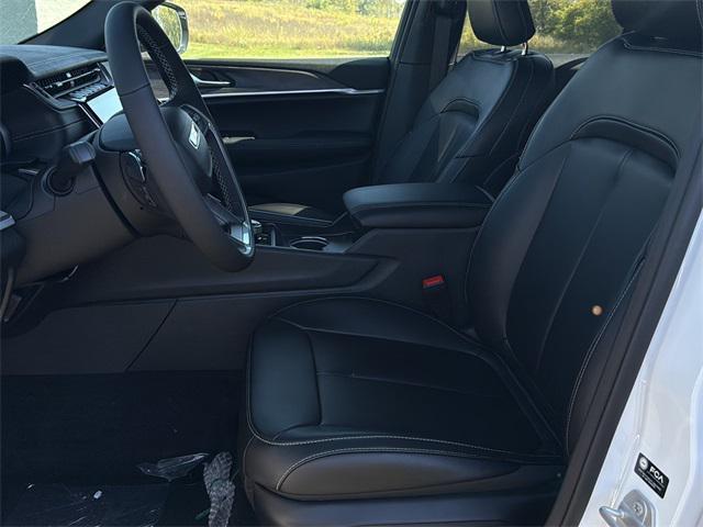 new 2025 Jeep Grand Cherokee car, priced at $52,140