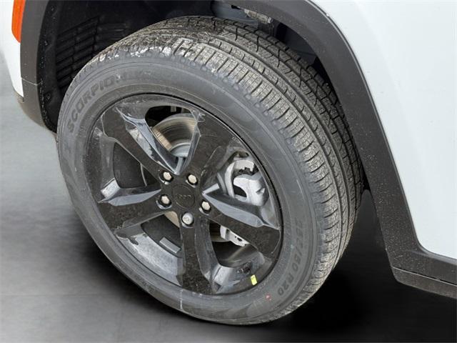 new 2025 Jeep Grand Cherokee L car, priced at $55,815