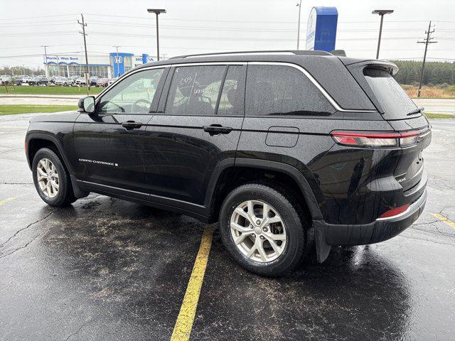 used 2023 Jeep Grand Cherokee car, priced at $28,073