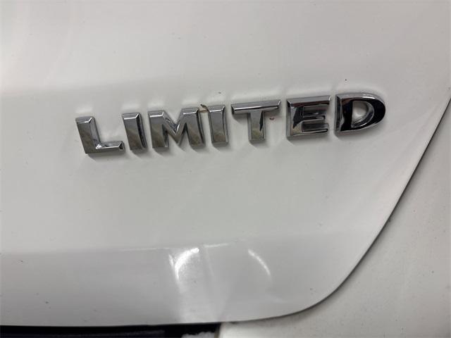 used 2021 Jeep Grand Cherokee car, priced at $28,416
