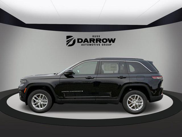 new 2025 Jeep Grand Cherokee car, priced at $39,569