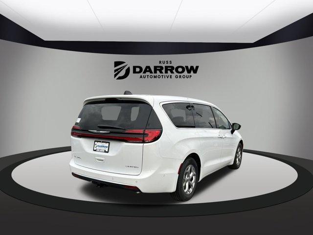 new 2024 Chrysler Pacifica car, priced at $47,855