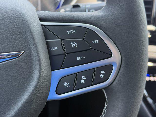 new 2025 Chrysler Pacifica car, priced at $46,060
