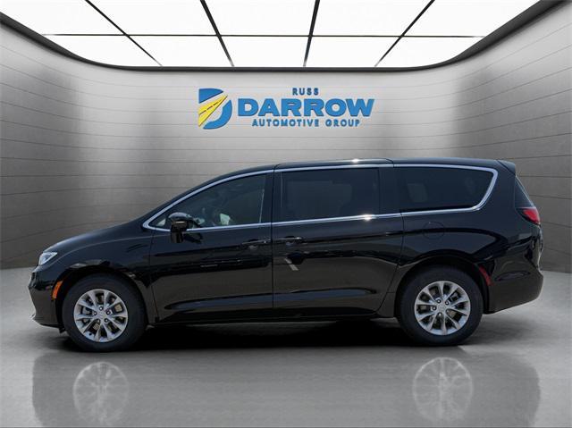 new 2025 Chrysler Pacifica car, priced at $46,060