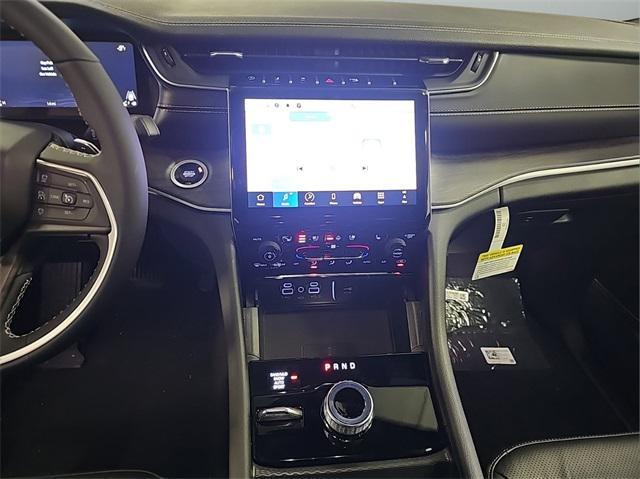 new 2025 Jeep Grand Cherokee car, priced at $53,238