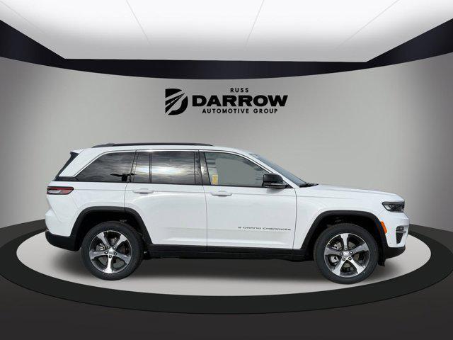 new 2025 Jeep Grand Cherokee car, priced at $49,500