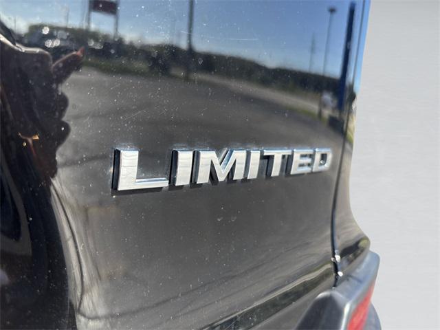 used 2021 Jeep Cherokee car, priced at $22,854