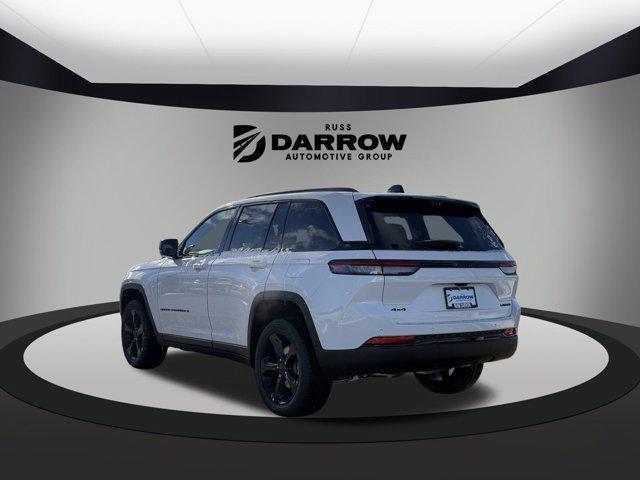 new 2025 Jeep Grand Cherokee car, priced at $53,349