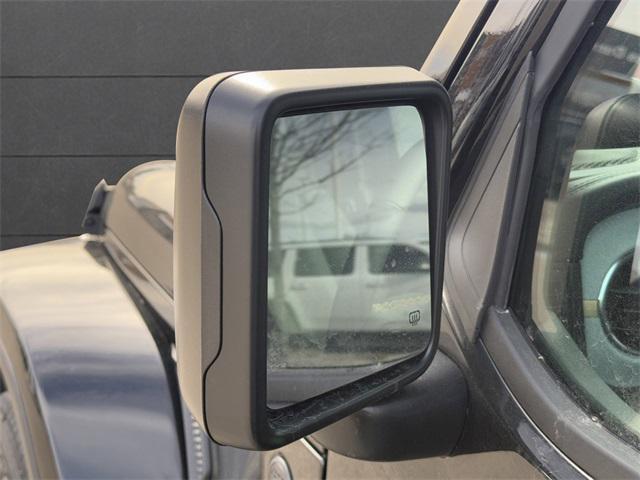 new 2025 Jeep Wrangler car
