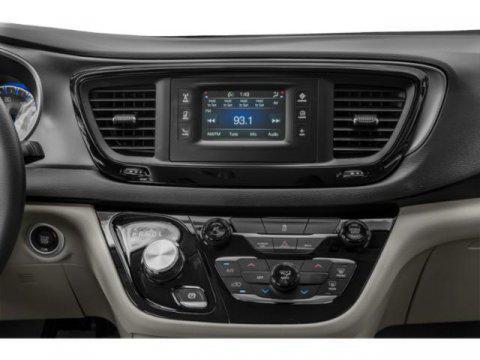 used 2020 Chrysler Pacifica car, priced at $25,556