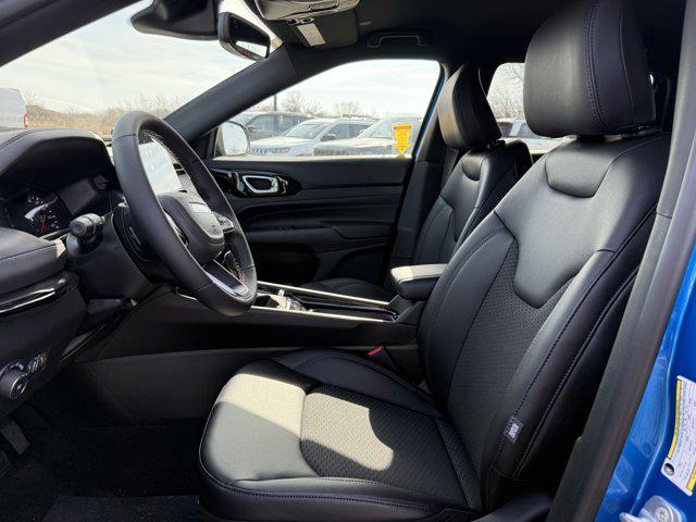 new 2025 Jeep Compass car, priced at $32,000