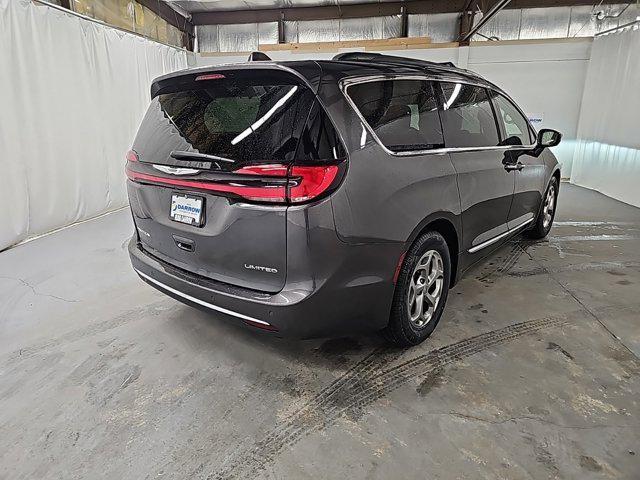 used 2022 Chrysler Pacifica car, priced at $25,098