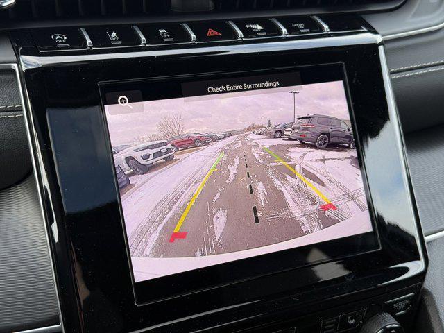 new 2025 Jeep Grand Cherokee car, priced at $40,200