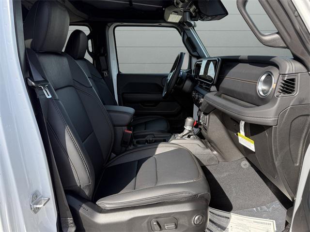 new 2025 Jeep Wrangler car, priced at $51,169