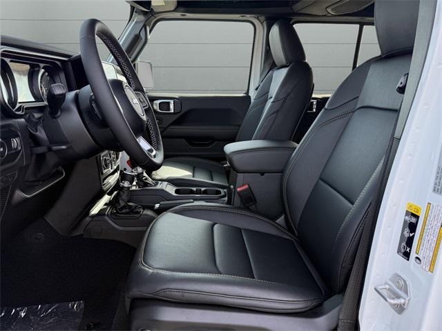 new 2025 Jeep Wrangler car, priced at $51,169