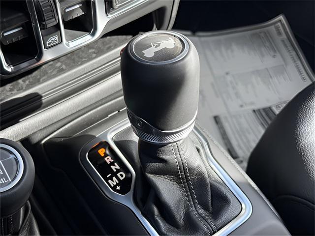 new 2025 Jeep Wrangler car, priced at $51,169