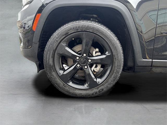 used 2023 Jeep Grand Cherokee car, priced at $30,494