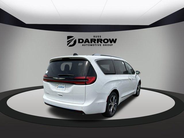 new 2024 Chrysler Pacifica car, priced at $47,446