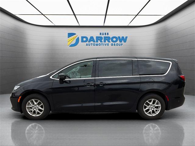 used 2024 Chrysler Pacifica car, priced at $32,500