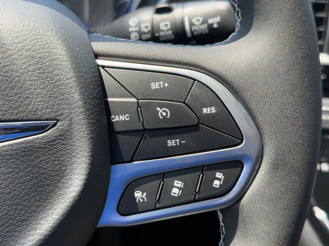 new 2025 Chrysler Pacifica car, priced at $42,060