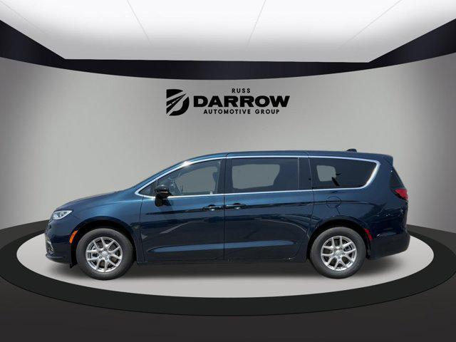 new 2025 Chrysler Pacifica car, priced at $42,060