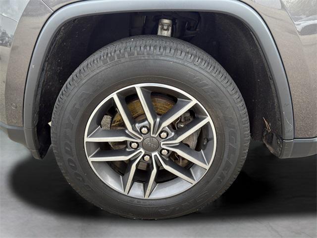 used 2020 Jeep Grand Cherokee car, priced at $21,230