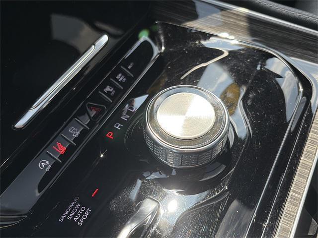 used 2022 Jeep Wagoneer car, priced at $41,971