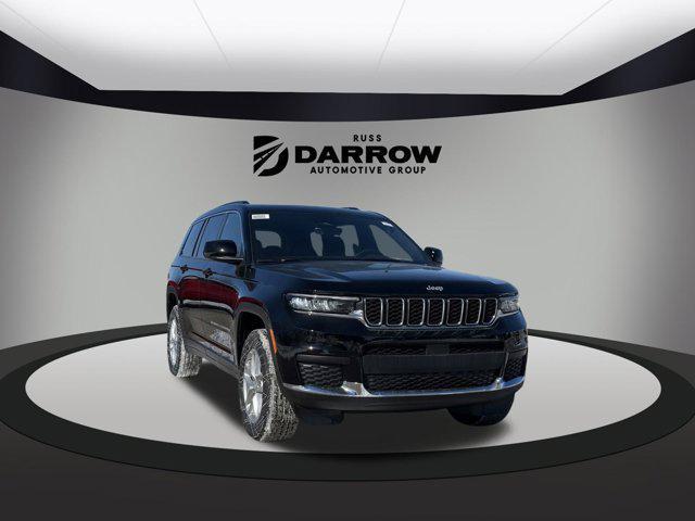 new 2025 Jeep Grand Cherokee L car, priced at $40,000