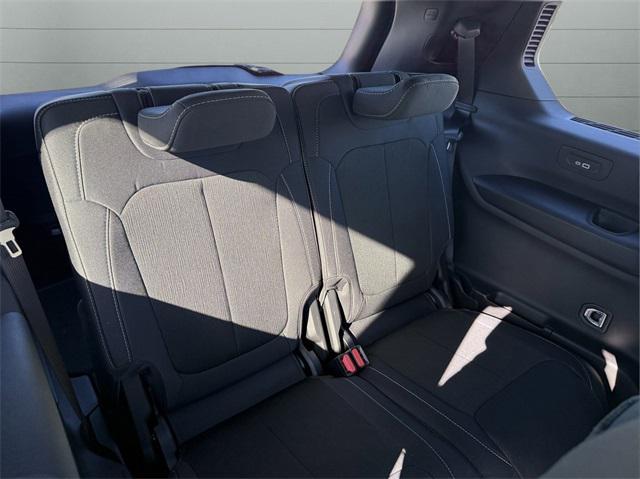 new 2025 Jeep Grand Cherokee L car, priced at $43,211