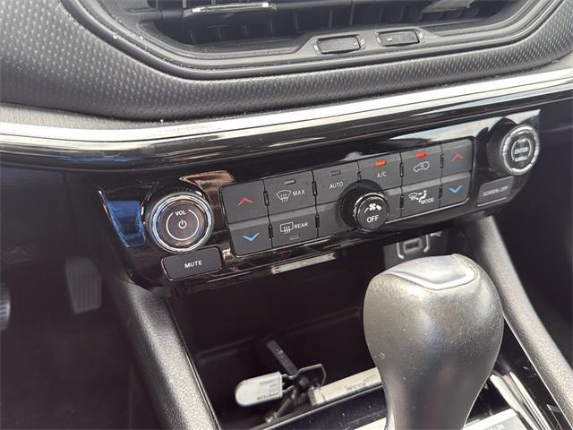 used 2023 Jeep Compass car, priced at $21,155