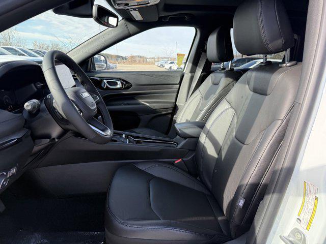 new 2025 Jeep Compass car, priced at $37,300