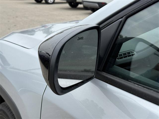 new 2025 Jeep Compass car, priced at $29,807