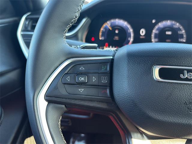 used 2024 Jeep Grand Cherokee car, priced at $29,868
