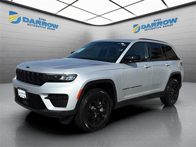 used 2024 Jeep Grand Cherokee car, priced at $30,151
