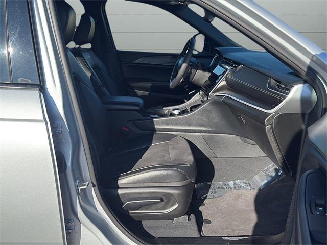 used 2024 Jeep Grand Cherokee car, priced at $29,868
