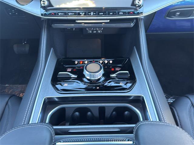 new 2025 Jeep Wagoneer L car, priced at $82,500