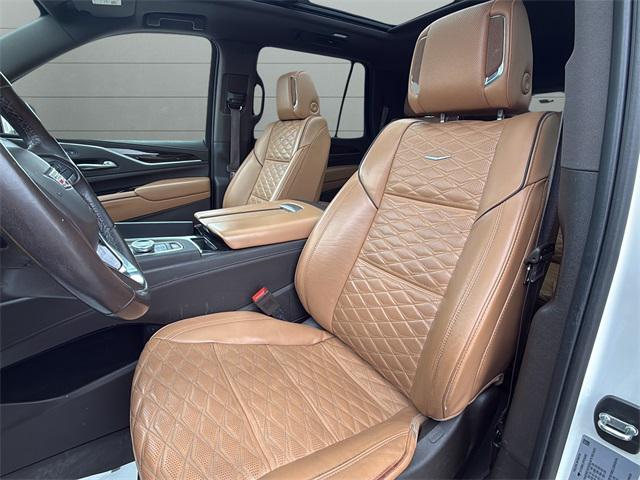 used 2023 Cadillac Escalade car, priced at $63,095