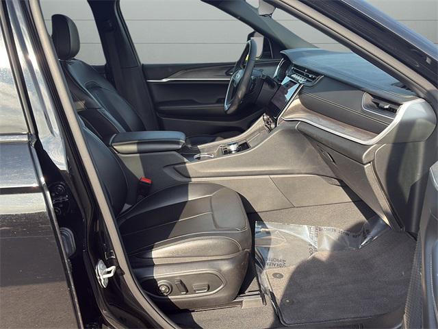 used 2024 Jeep Grand Cherokee L car, priced at $35,212