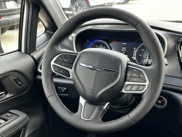 new 2025 Chrysler Pacifica car, priced at $43,145