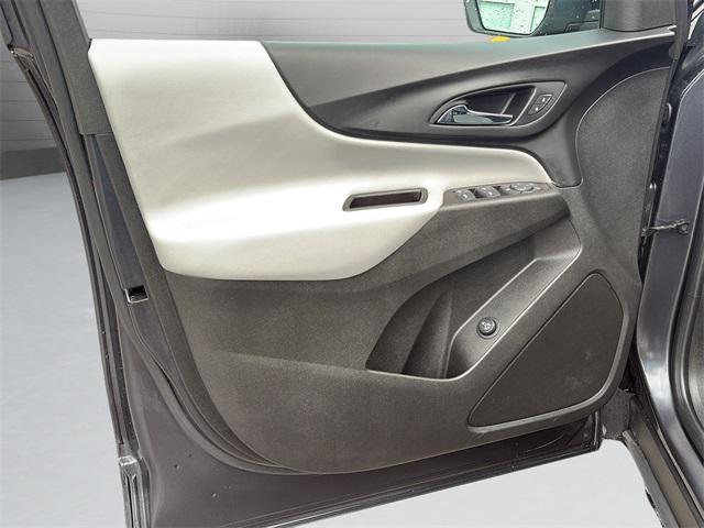 used 2022 Chevrolet Equinox car, priced at $19,382