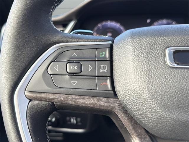 new 2025 Jeep Grand Cherokee car, priced at $51,560