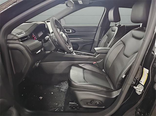 new 2025 Jeep Compass car, priced at $35,661