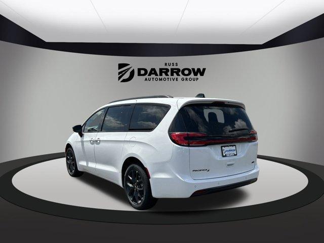 new 2024 Chrysler Pacifica car, priced at $44,595