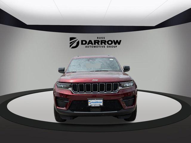 new 2025 Jeep Grand Cherokee car, priced at $39,922