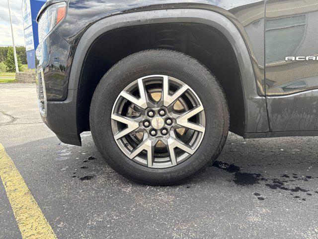 used 2022 GMC Acadia car, priced at $27,000
