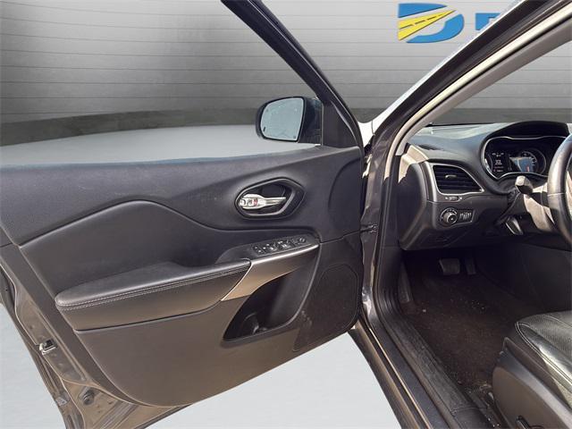 used 2021 Jeep Cherokee car, priced at $18,900