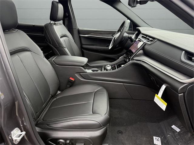 new 2025 Jeep Grand Cherokee L car, priced at $54,271